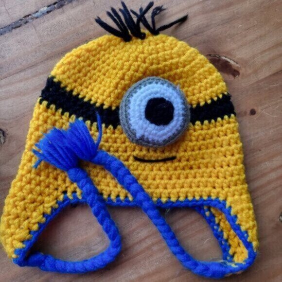 Handmade Knit Minions Hat Kids/Youth - Picture 3 of 5